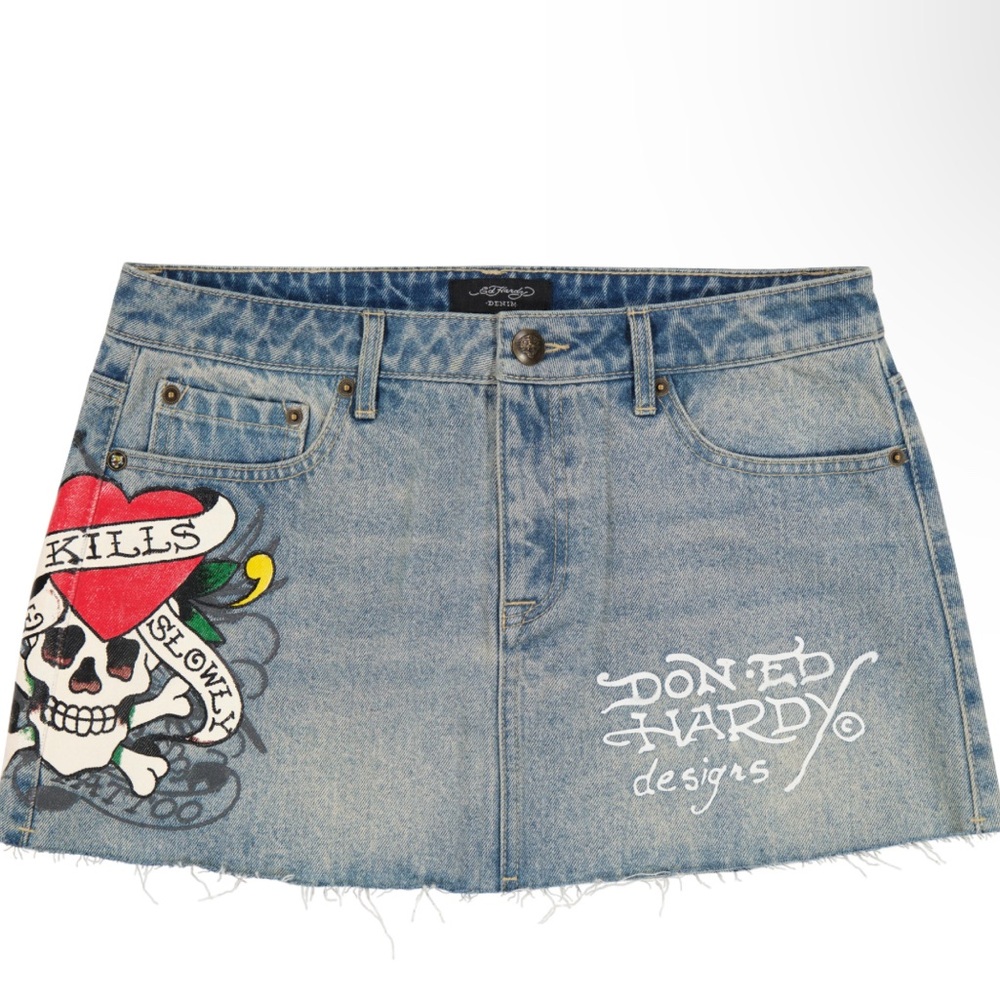 I’m selling a ed hardy skirt